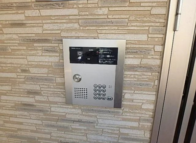 【セキュリティ】 | エトワール | モニター付きオートロックで防犯面も安心。