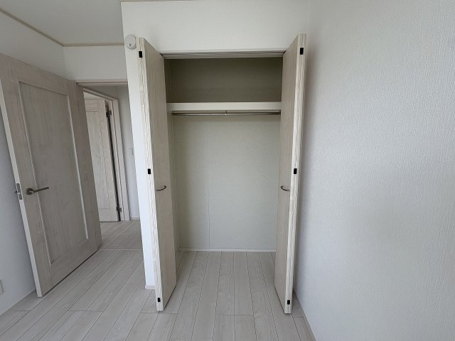 【収納】 | 福岡市東区青葉6丁目　A号棟（全2棟）【仲介手数料無料・0円】 | 施工例。施工例は完成時と異なる場合があります。