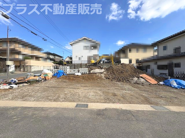 【外観】 | 福岡市東区青葉6丁目　A号棟（全2棟）【仲介手数料無料・0円】 | 現地写真。プラス不動産販売なら、現場の全ての棟をまとめてご見学頂けます。