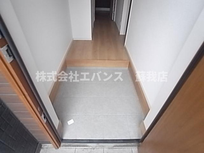 【玄関】 | 市原市アパート | ゆったりとした玄関です