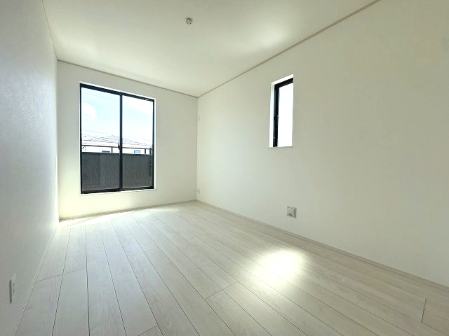 【寝室】 | 福岡市東区青葉6丁目　B号棟（全2棟）【仲介手数料無料・0円】 | 施工例。施工例は完成時と異なる場合があります。