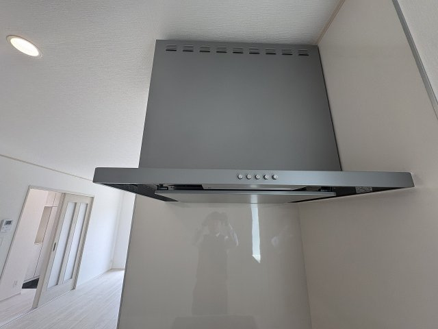 【キッチン】 | 福岡市東区青葉6丁目　B号棟（全2棟）【仲介手数料無料・0円】 | 施工例。施工例は完成時と異なる場合があります。
