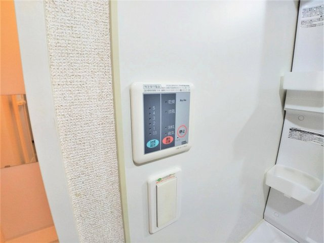 レオネクストチェリーガーデンの設備|浴室乾燥機パネル