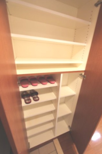 プライムアーバン中目黒の収納|収納スペース豊富です