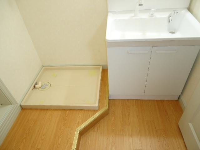 メゾンコリーヌの設備|洗濯機置場