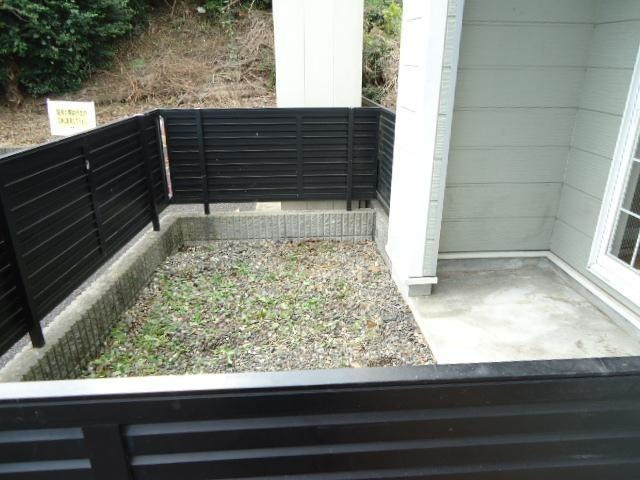 メゾンコリーヌの庭|専用庭