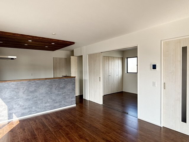 遠賀郡遠賀町松の本3丁目1期の居間・リビング