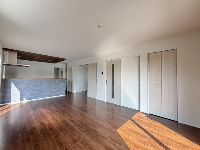 遠賀郡遠賀町松の本3丁目1期の居間・リビング