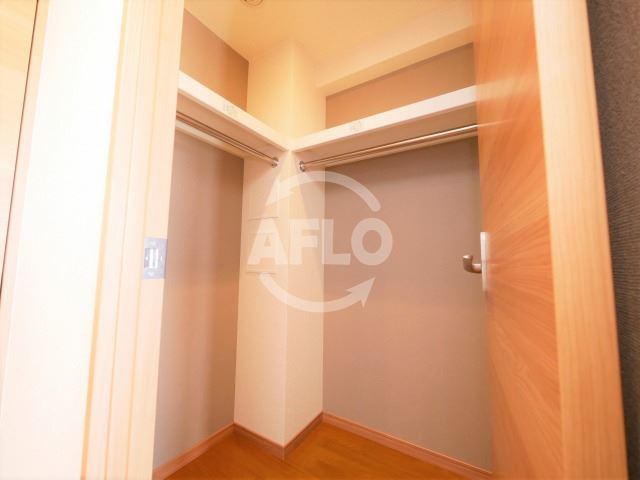 リッツスクエアガーデンの収納|リッツスクエアガーデン　ウォークインクローゼット