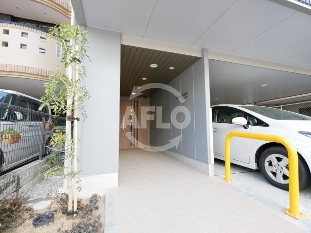 リッツスクエアガーデンのエントランス|リッツスクエアガーデン　エントランス