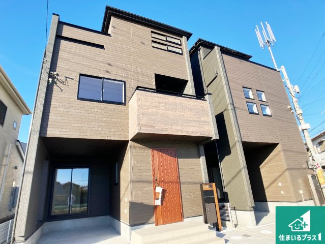 明石市松江　新築一戸建ての外観|シンプルなトイレは落ち着く空間！お手入れも簡単です！