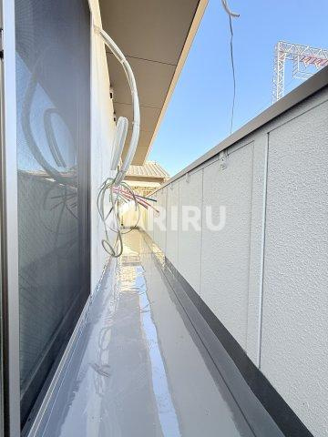 アリビラ鶴橋のバルコニー