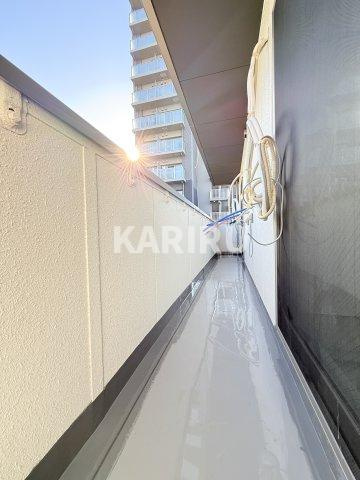 アリビラ鶴橋のバルコニー