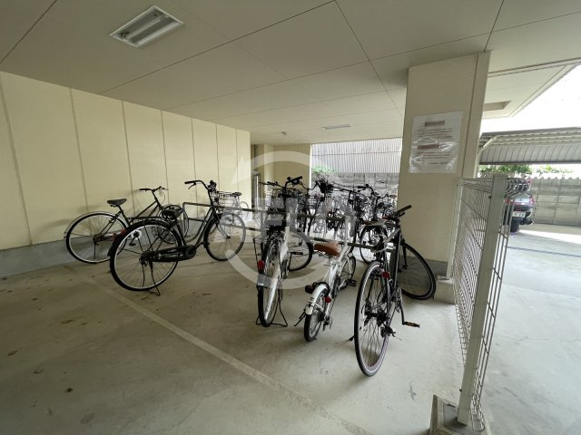 メイゾン都島のその他共用部分|メイゾン都島　駐輪場