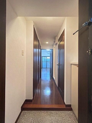 【玄関】 | ガラ・ステージ目白台