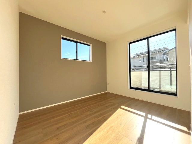 【寝室】 | 春日市小倉4丁目1期　2号棟（全2棟）【仲介手数料無料・0円】 | 施工例。施工例は完成時と異なる場合があります。