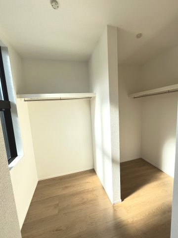 【収納】 | 春日市小倉4丁目1期　2号棟（全2棟）【仲介手数料無料・0円】 | 施工例。施工例は完成時と異なる場合があります。