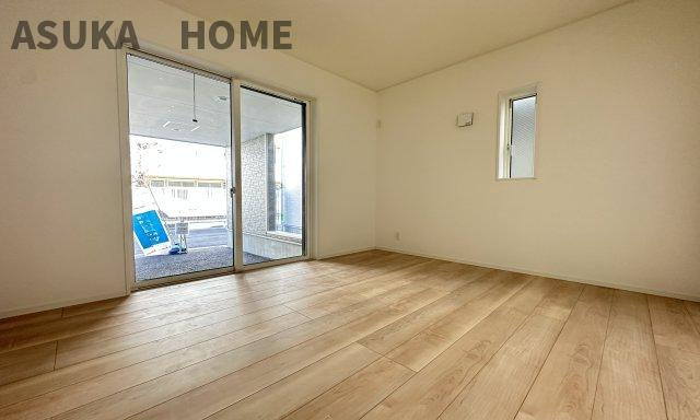 横浜市磯子区久木町　新築戸建てのバルコニー