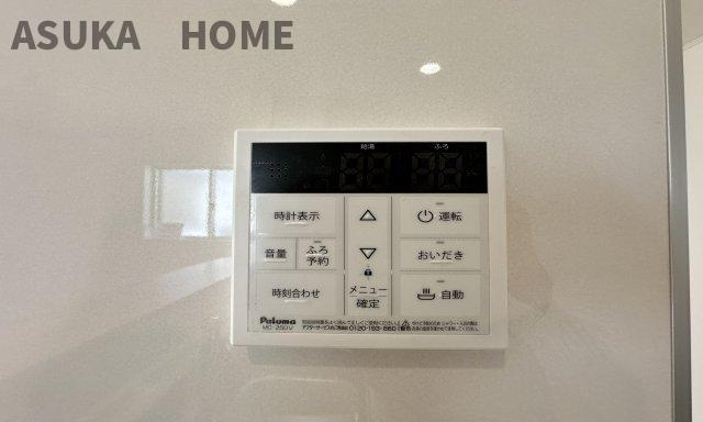 横浜市磯子区久木町　新築戸建ての居間・リビング