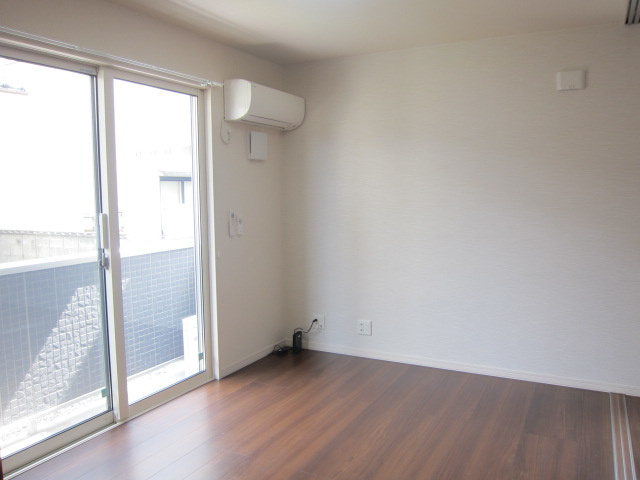 Ｄ-room ＳＵＭＯＮの居間・リビング