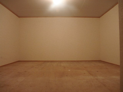 【収納】 | アベニール | 屋根裏収納内