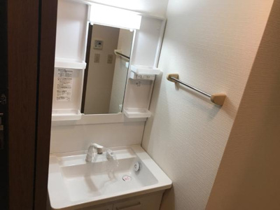 【洗面所】 | アベニール | 洗髪洗面化粧台