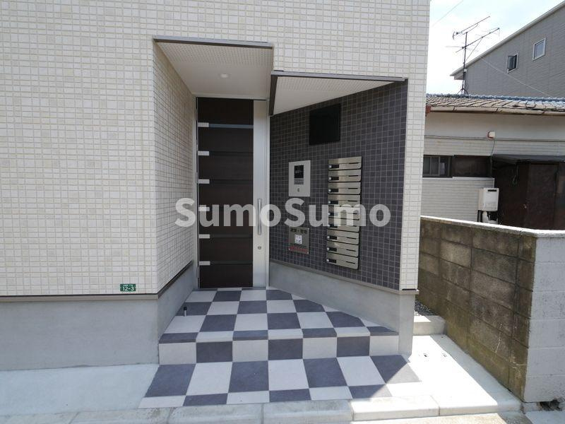 Walea Hale Kasugaのエントランス