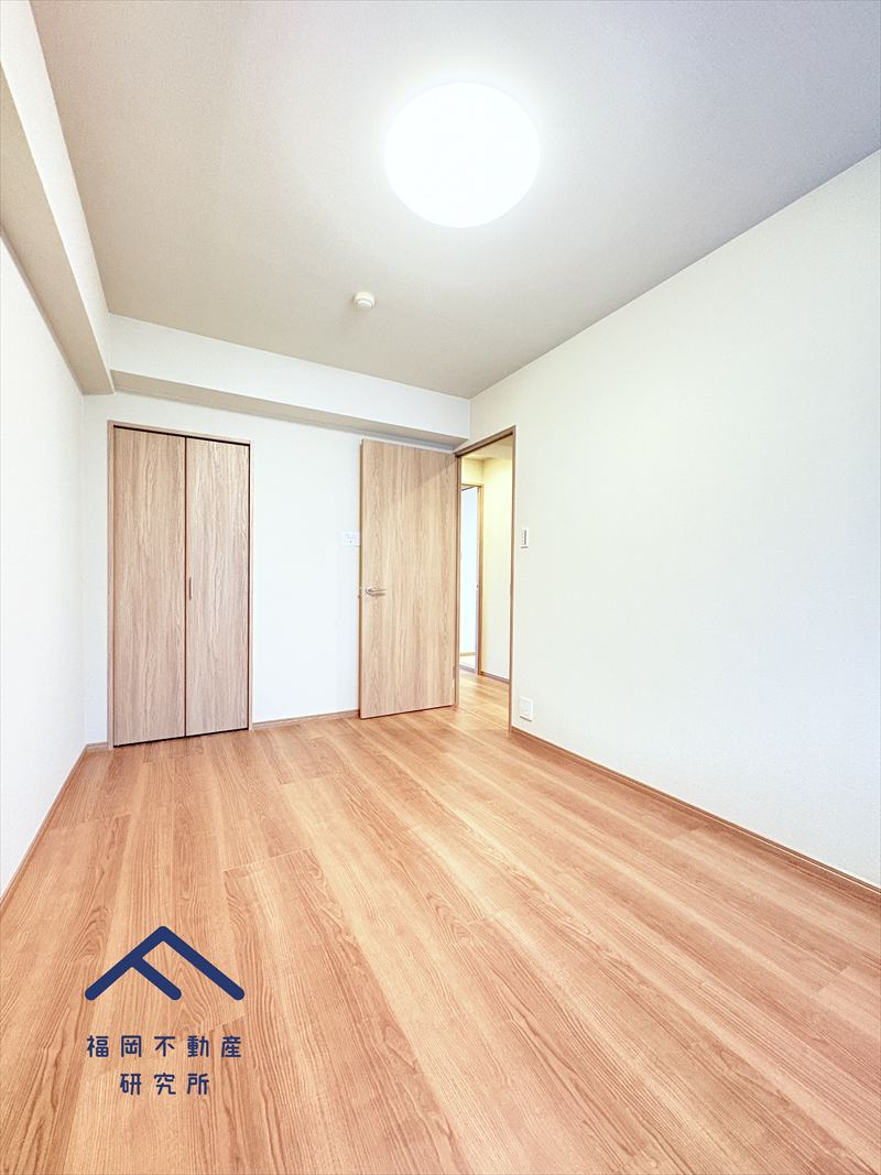 シティパル白木原の洋室