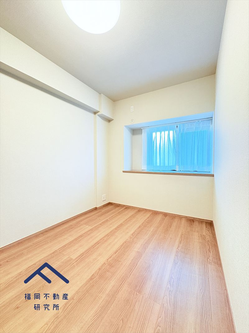 シティパル白木原の洋室