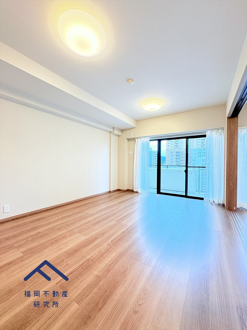 シティパル白木原の洋室