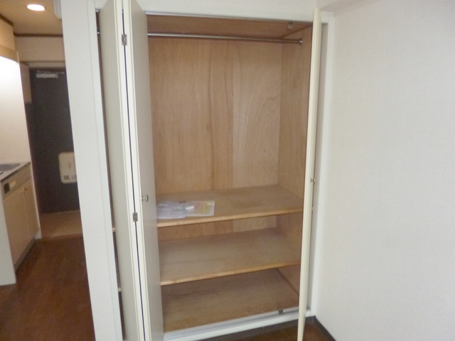 青柳ビルの収納|クローゼットタイプの収納です！