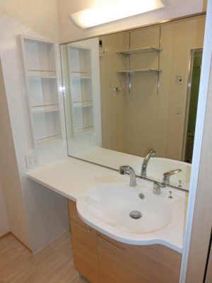 【洗面所】 | ラッキーベルC | 独立洗面台