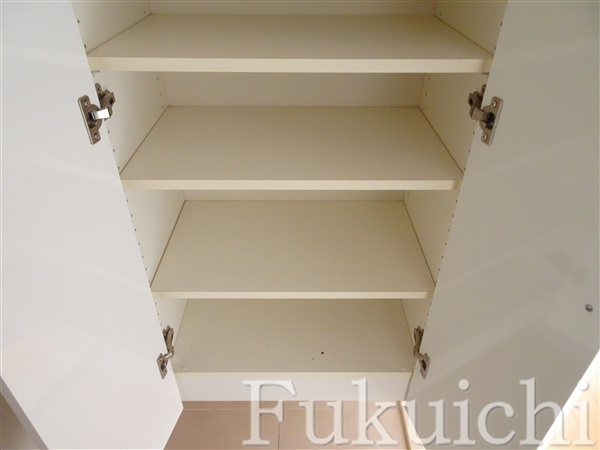 カスタリア八雲の収納