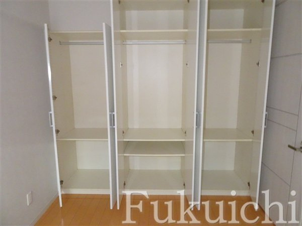 カスタリア八雲の収納