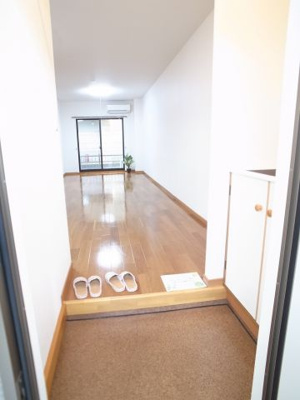 【玄関】 | シーダーヒルズ都賀 | ゆとりある玄関スペース☆
