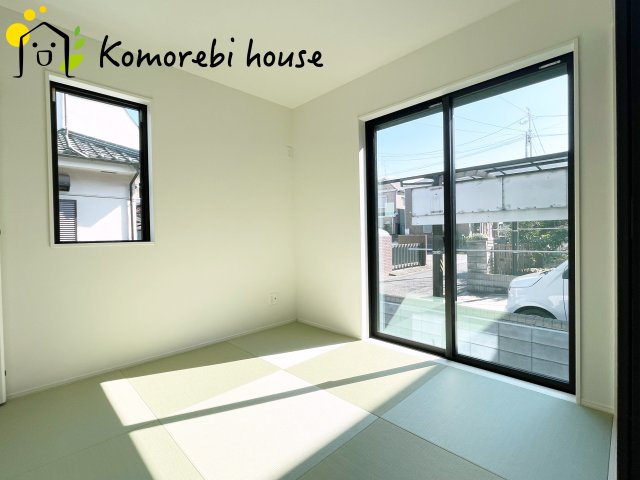 上尾市向山　11期　新築一戸建て　グラファーレ　01の和室|ゆったりとくつろげる和室です