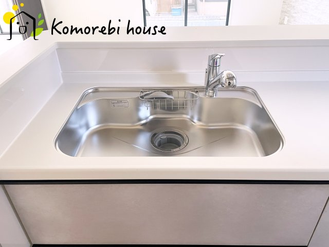 上尾市向山　11期　新築一戸建て　グラファーレ　01のキッチン|きれいなキッチンです