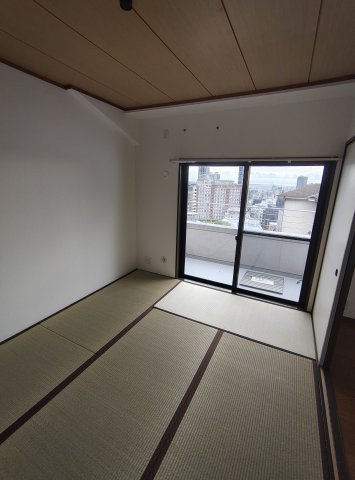 ロイヤルヒル神戸諏訪山の和室