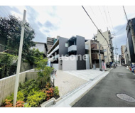 グランエクラドーム前の画像