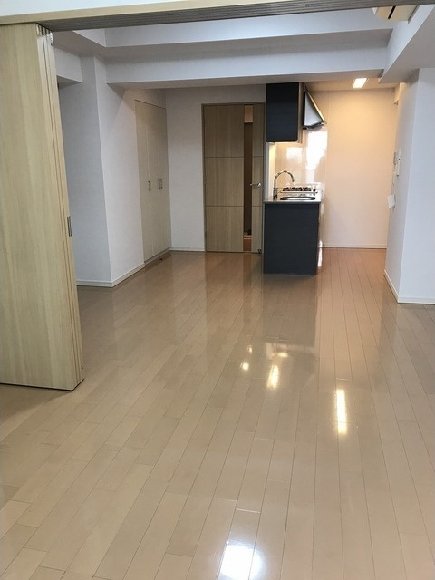 コンフォリア東池袋ＷＥＳＴの居間・リビング