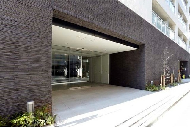 コンフォリア東池袋ＷＥＳＴのエントランス