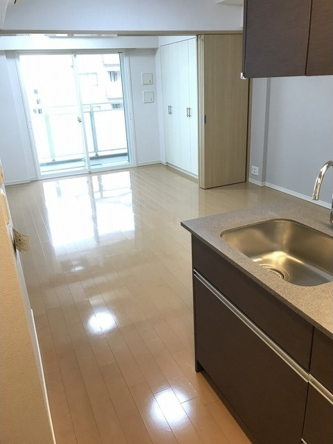 コンフォリア東池袋ＷＥＳＴの居間・リビング