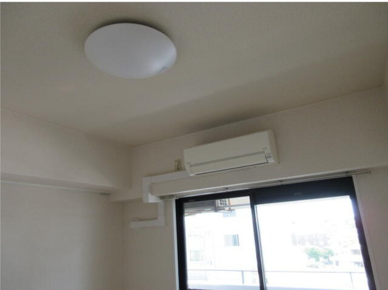 用賀山浦ビル　ペット相談　室内洗濯機置場　TVドアフォンの設備