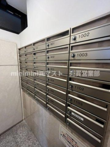 リーガル福島あみだ池の設備|◆ダイヤルタイプの集合ポストは個人情報の盗難やいたずら防止の面でも安心です♪
