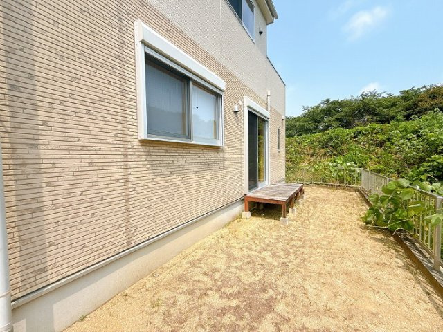 西尾市笹曽根町の庭