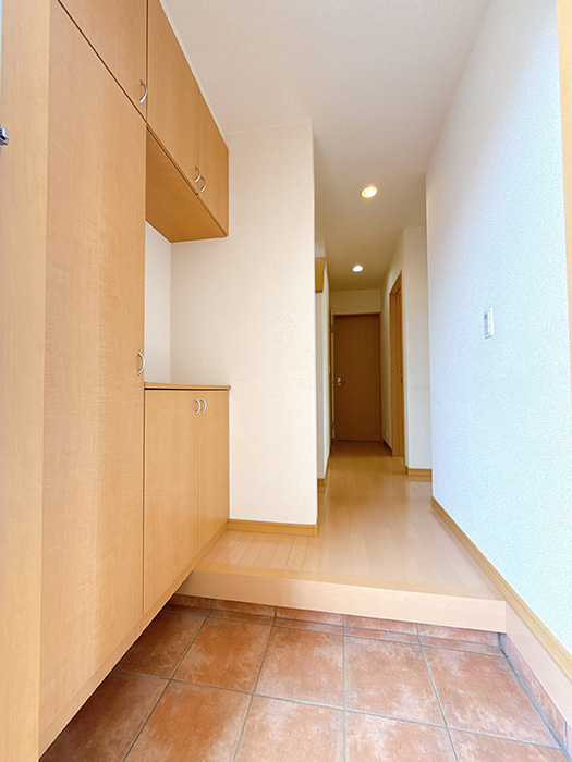 西尾市笹曽根町の玄関