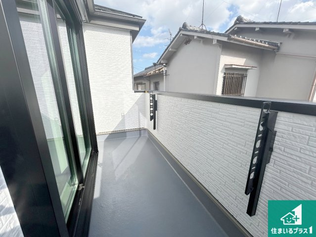 堺市中区福田　第2期　新築一戸建てのバルコニー|ワイドバルコニーは洗濯物を干すスペースが広いのでご家族が多くても安心！