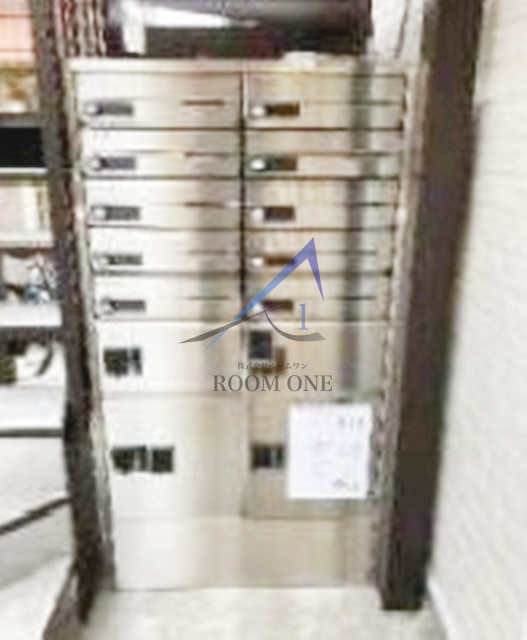 シャトーライフ横浜Ⅰのその他共用部分|集合ポストです。