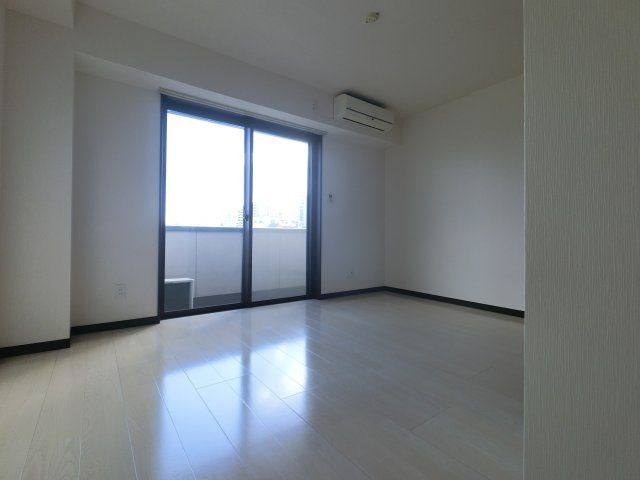 MID SQUAREの居間・リビング