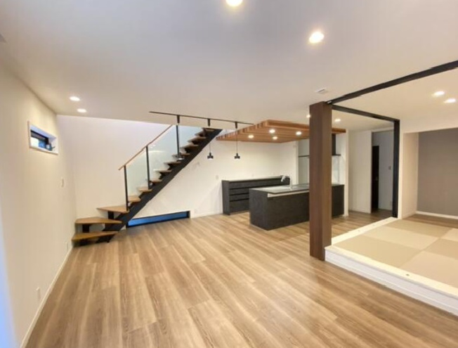 【居間・リビング】